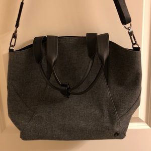 Lululemon All Day Tote Mini 15L